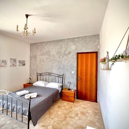 Casa Vacanze "Sautufao" Santa Venerina Εξωτερικό φωτογραφία