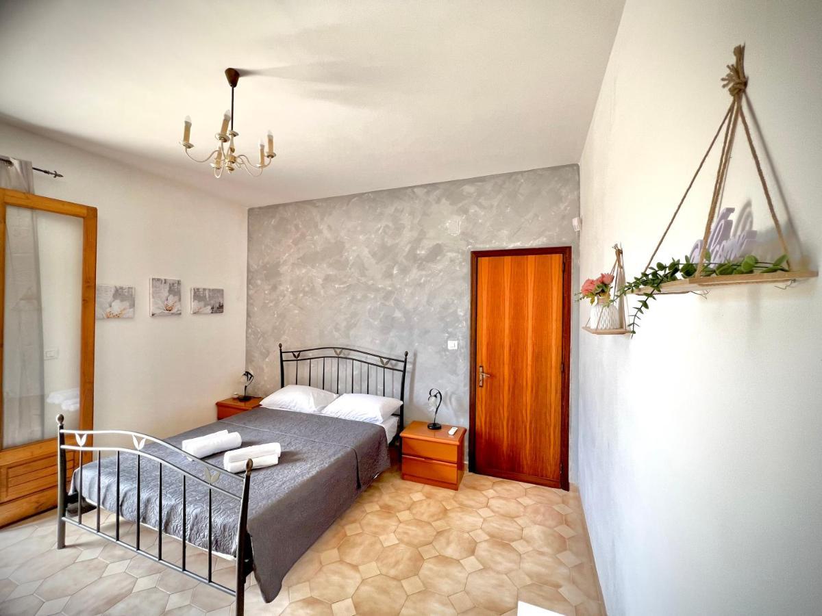 Casa Vacanze "Sautufao" Santa Venerina Εξωτερικό φωτογραφία