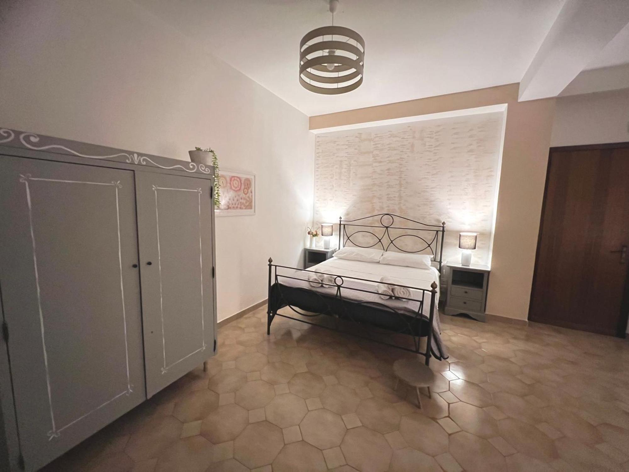 Casa Vacanze "Sautufao" Santa Venerina Εξωτερικό φωτογραφία