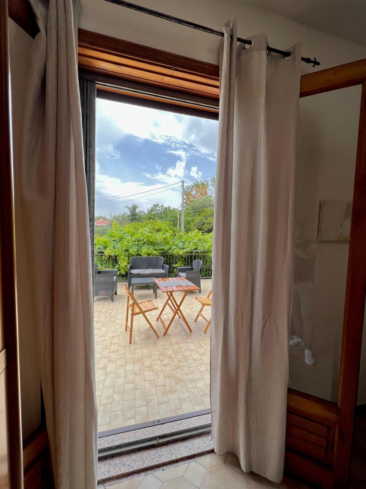 Casa Vacanze "Sautufao" Santa Venerina Εξωτερικό φωτογραφία
